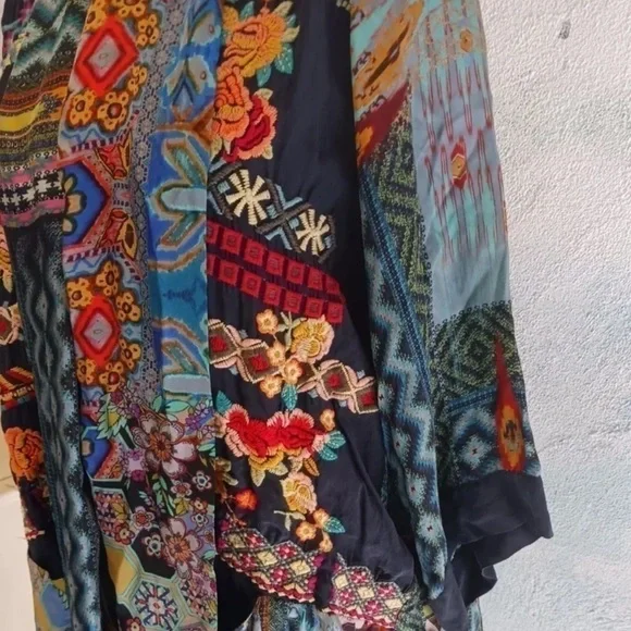 Johnny Was KobenEmbroidered Silk Twill Kimono GORGEOUS DESIGN AND RARE NWT